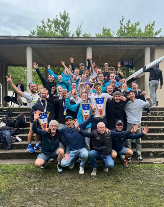 3 bateaux sacrés champions de France en Aviron